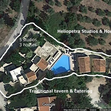 Crete Small Village Close To Beaches -sharing A Large Pool